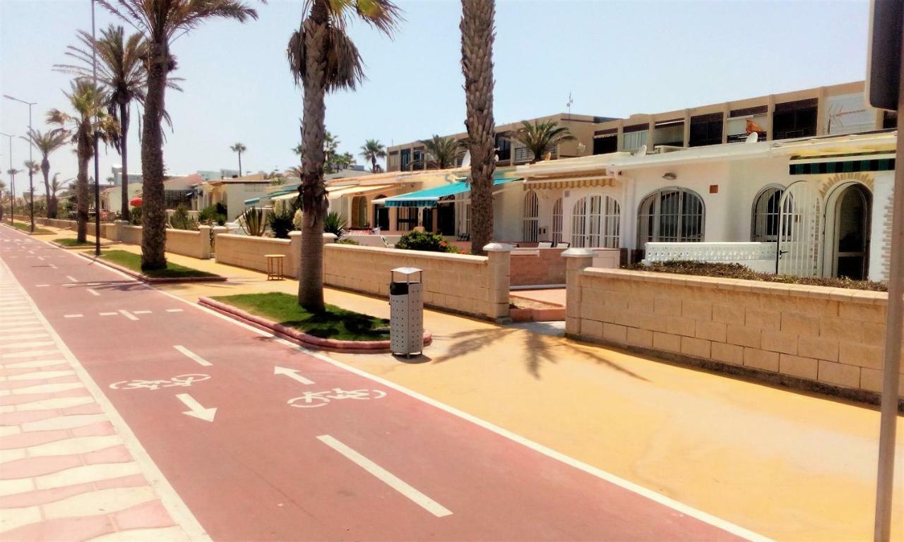 Estudio Frente Al Mar Roquetas de Mar Exteriör bild